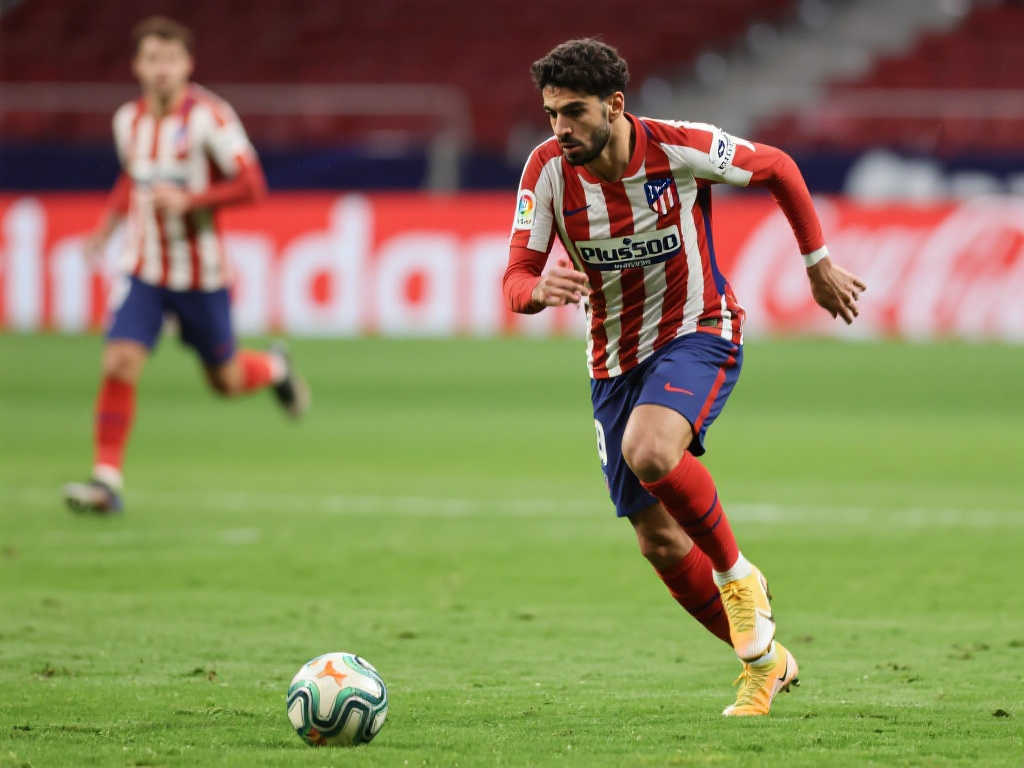 伊万评王钰栋：新生代佼佼者，塞鸟状态待提升